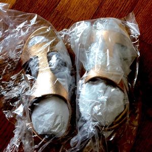 Gentle soles sandals